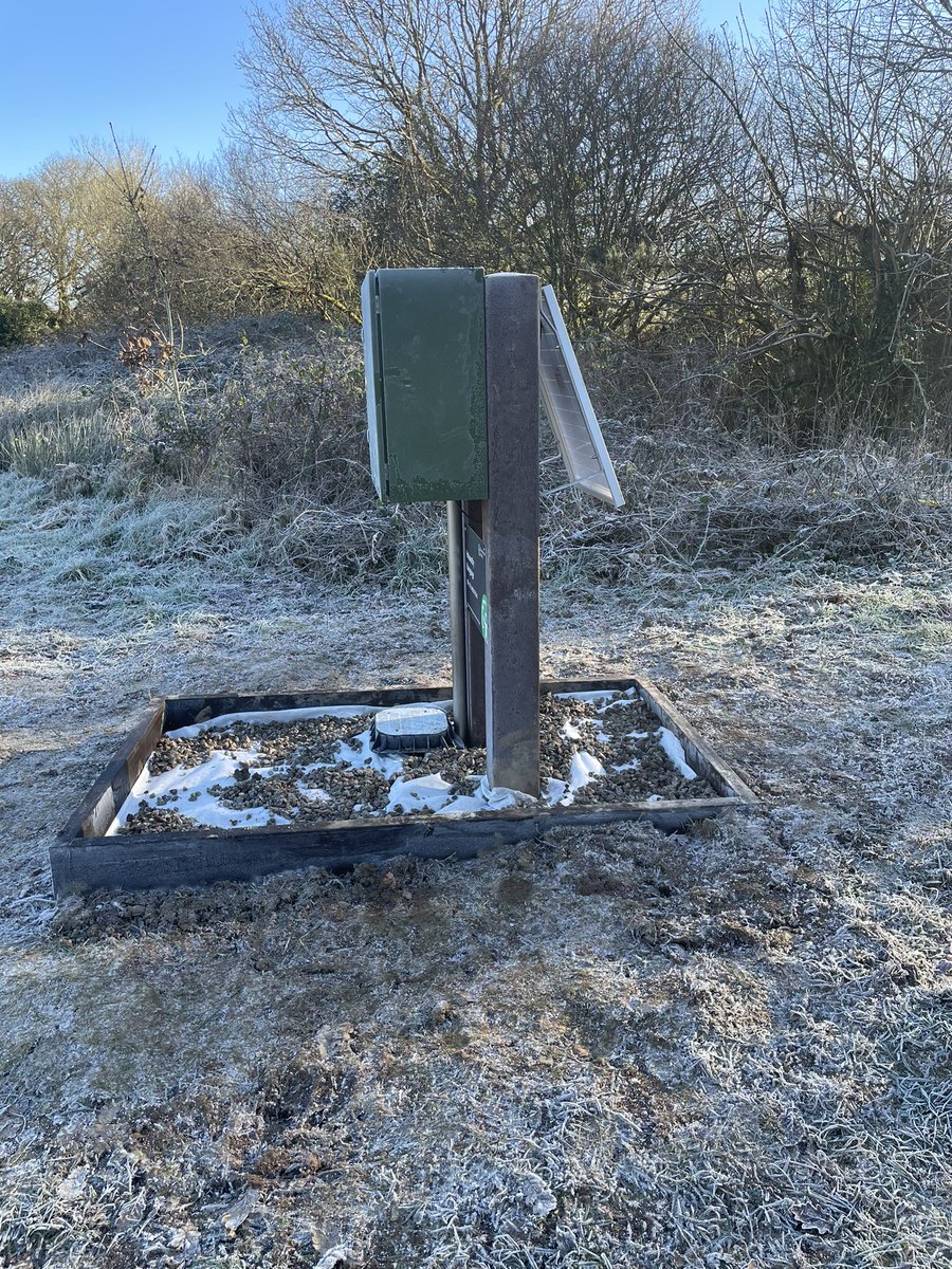 A bit like the Snow Queen in Narnia- apparently it was -8 on site this morning 🥶 ❄️. 
However <a href="/DCfieldteamsEA/">Field Operations EA</a> have prevailed and got the new raingauge cabinet in making a massive improvement.
More peripheral work to come, but the gauge can be reinstated now ! Top Job!