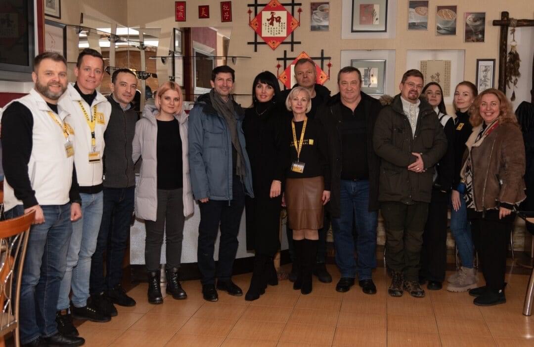 AustriaInUA's tweet photo. Due to its close proximity to the frontline, #Nikopol is shelled almost daily by 🇷🇺.
The 🇦🇹 embassy team visited Nikopol and could see the distribution of food and hygiene kits, psychosocial activities of humanitarian center organized by @Hilfswerk_Intl .
🙏unbreakable people ! https://t.co/Munf6ZrFOR