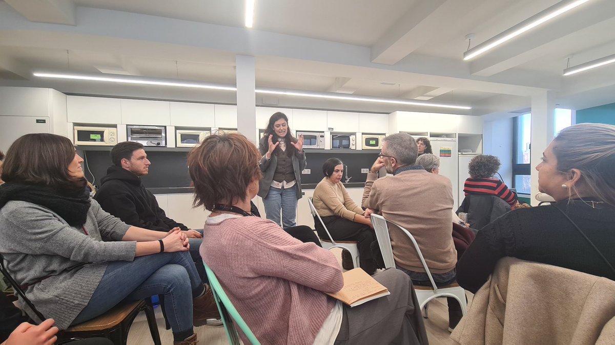 Empezamos el jueves con puertas abiertas e inspiradoras en <a href="/Educo_ONG/">Educo</a> <a href="/ImpactHubBCN/">Impact Hub Barcelona</a>

Herramientas para el #ImpactoSocial:  tejer redes para hacer conexiones reales.
Gracias <a href="/e_Cid/">Esther Cid</a> 👏👏
