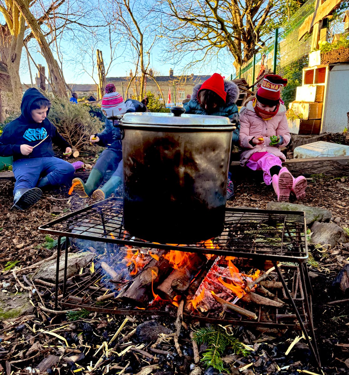 The cold weather we're having this week was no problem for our Y5s who built a fire and made hot chocolate in Forest School. Whilst it was warming up, they practiced their whittling skills to gain another stamp in their FS Passport to Adventure! 🌳🔥☕️