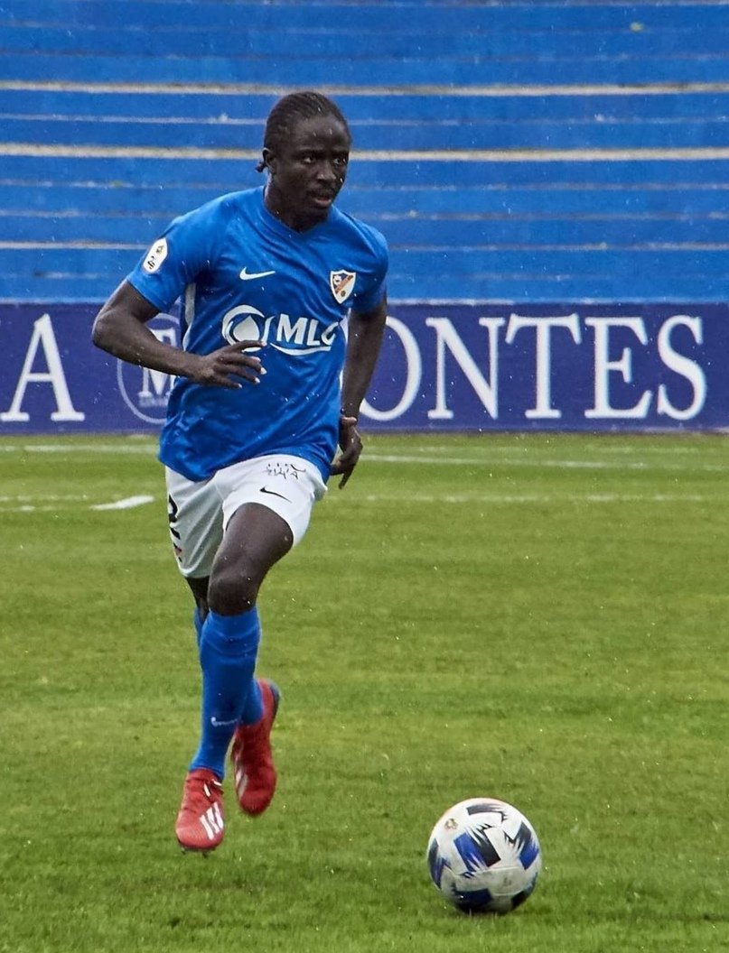 1/2 ✅

💥 Ya con la salida de Dani Oliva el CD Toledo libera una ficha senior

⚠️El CD Toledo pregunta por un lateral derecho de garantías en el mercado de 2RFEF 

🔥Agostinho Antonio Masal "NETO"

➡️🏟Más de 80 partidos en 2 RFEF.