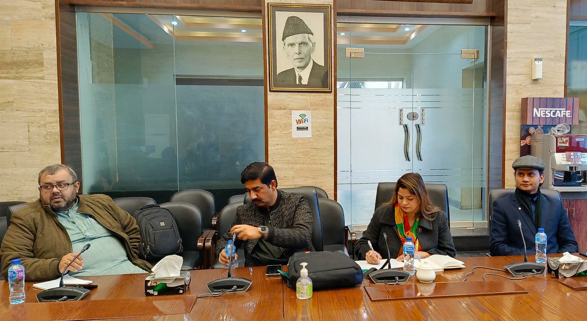 The HISDU (Health Information Service Delivery Unit) IT team from the P&amp;SHD conducted a training session for the Aga Khan University's IT team on the EMR app and dashboard for future implementations.

<a href="/GovtofPunjabPK/">Government of Punjab</a>
<a href="/cmopunjabpk/">Chief Minister Office Punjab</a> 
<a href="/CS_Punjab/">Chief Secretary Punjab</a> 
#aghakhanuniversity 
#Training