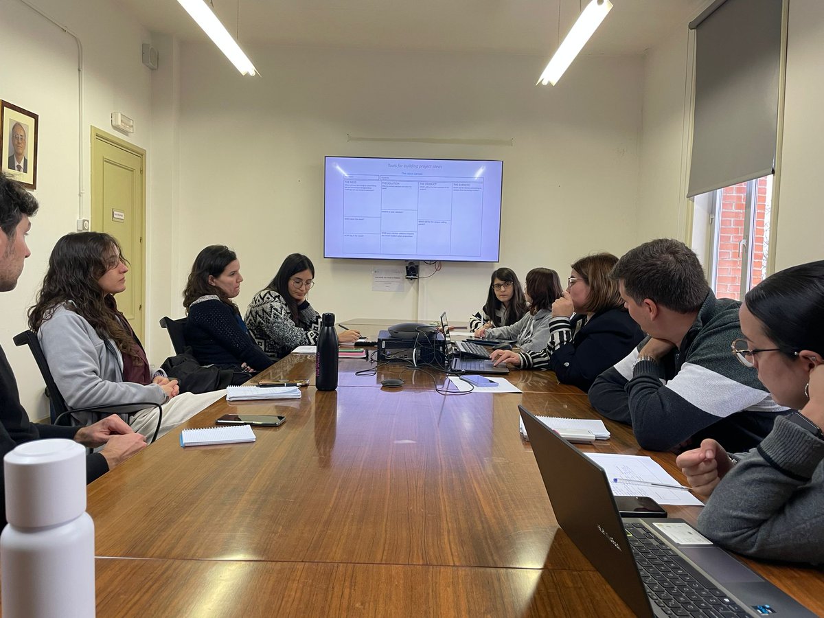 In the frame of our PoC project 'GALILEO', Elena Solera gave us a session about innovation and managing of I+D projects proposals. It was great to have Elena here, and we're excited to start exploring new project opportunities and put all that we've learned into practice!✨