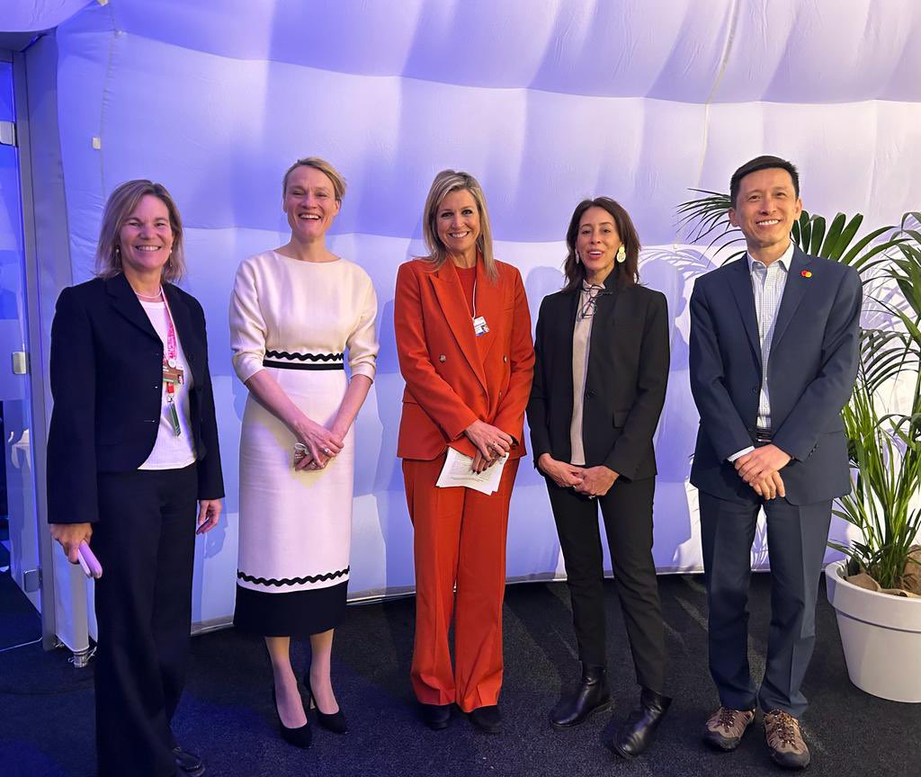 #Davos2024 with @UNSGSA Queen Maxima, Nele Leosk, Estonia, Ling Hai @Mastercard & Priya Vora,The Digital Impact Alliance, we discussed how governments can create the rails for a thriving digitally economy and private investment by investing in a digital public eco-system (#DPE)