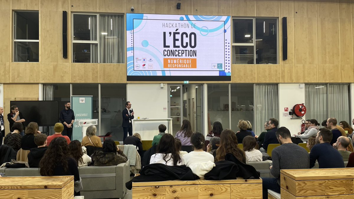 JOUR-J 🚀
La deuxième édition du Hackathon de l'éco-conception spécial numérique commence ce jeudi matin à l’École de Design !
Merci encore à l’<a href="/ademe/">ADEME</a> et à <a href="/GroupeLaPoste/">La Poste Groupe</a> de nous soutenir sur cet événement !
Bon courage à tous les participants 🌟