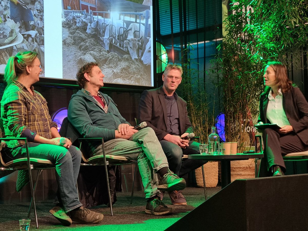 BioBeurs, College Boer. Met 3 boeren in gesprek over 100 jaar biodynamische landbouw en hoe daar verder aan te ontwikkelen.