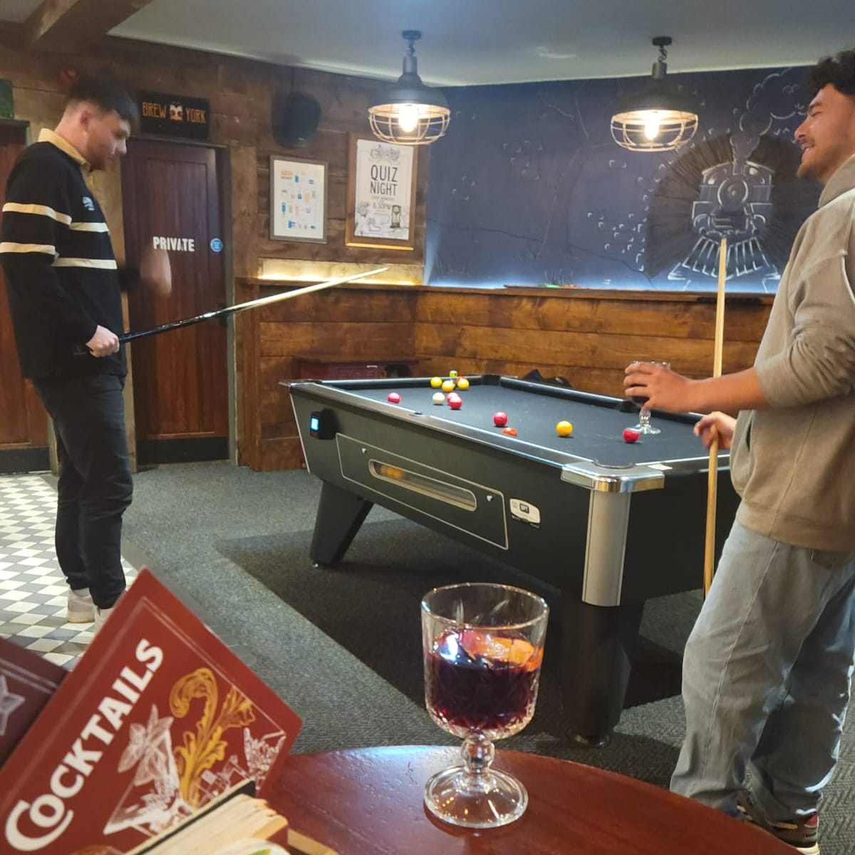 HOS_Didsbury's tweet image. Thursday means free pool grab a pint and a que and get playing🙂

#pool #gamesnight #freepool #sagres #erdinger #cocktails #oldmout #northernmonk #bigwave