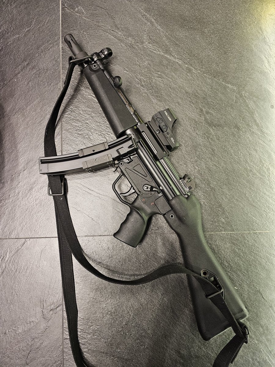 Chyba już mu nic nie brakuje 🤗 #hk #mp5 #9x19 #holosun