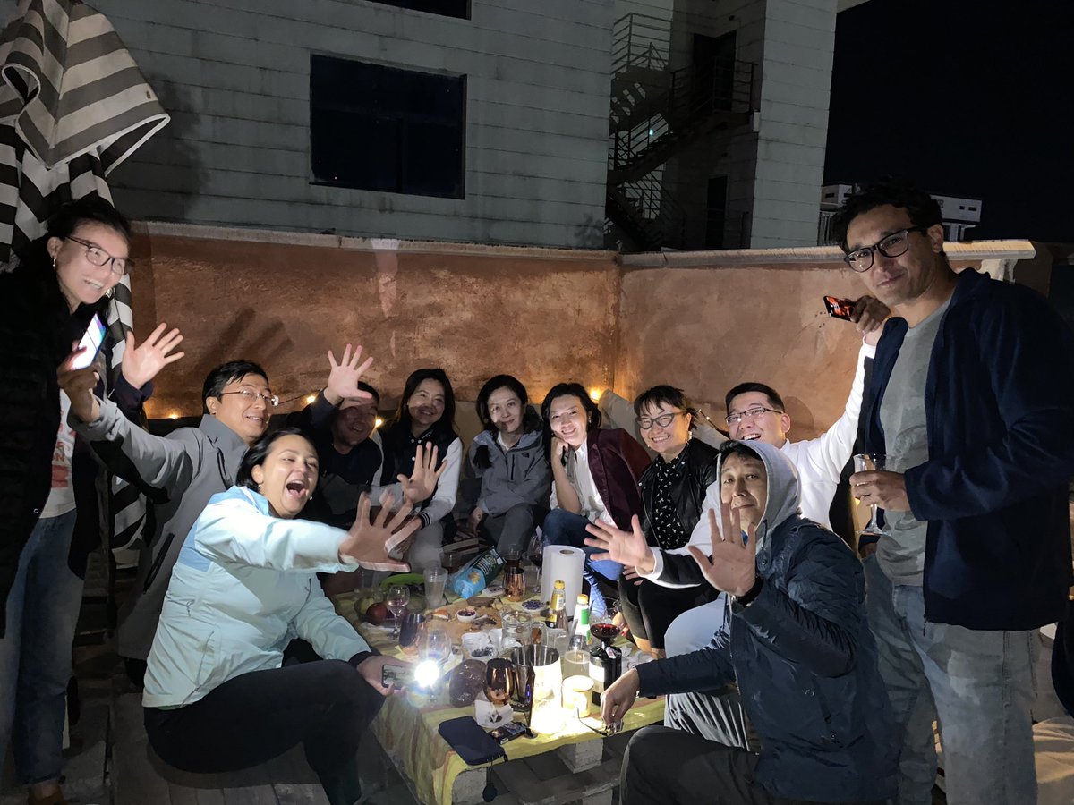 qloopnews's tweet photo. «Да Нурдин хороший парень, частый гость на нашей крыше, горжусь дружбой с ним», — Шамиль Ибрагимов выступил в защиту Нурдина Ибрагимова, мастера спорта по сексизму и финалисту конкурса по вылизыванию ягодиц Жапарова https://t.co/wz2JOAjcEe