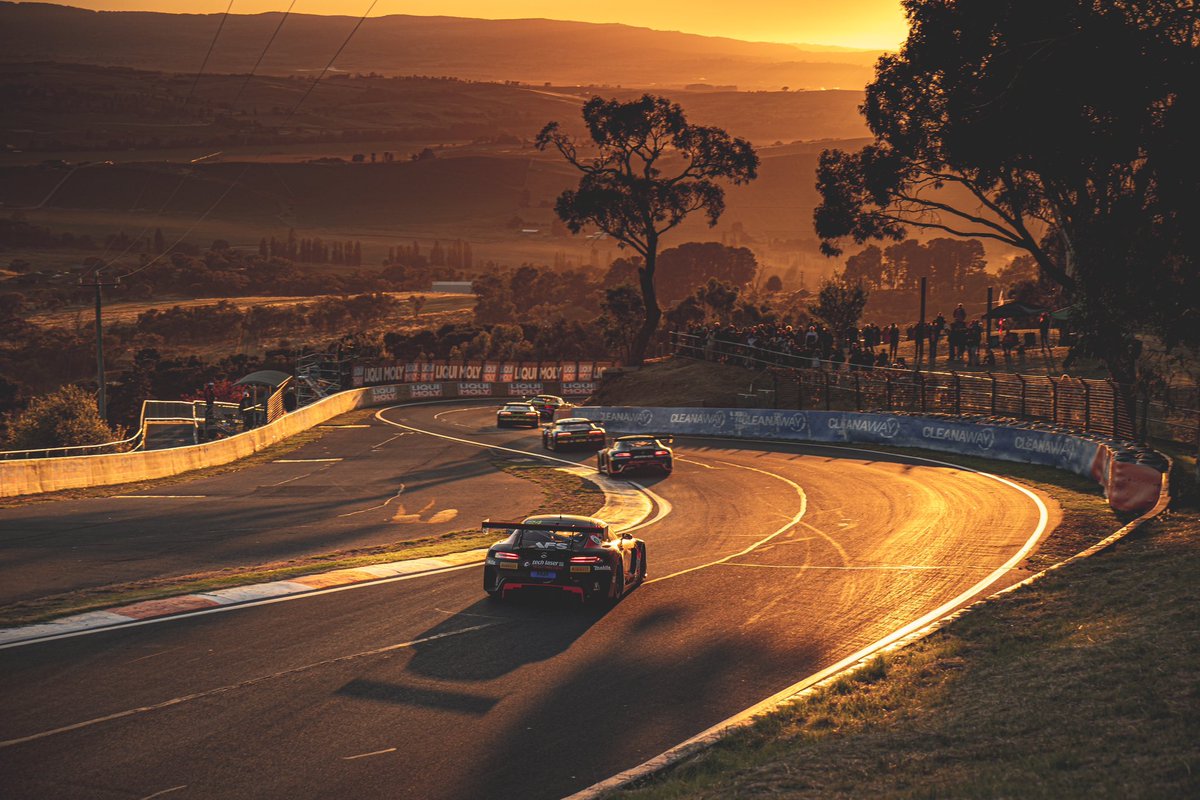One month ‘til this 😬

#IGTC | #B12Hr 🦘