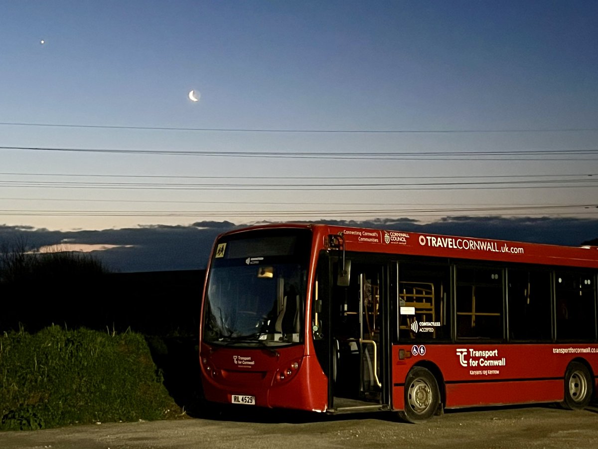 We may have some delays on services this morning, caused by the freezing conditions.