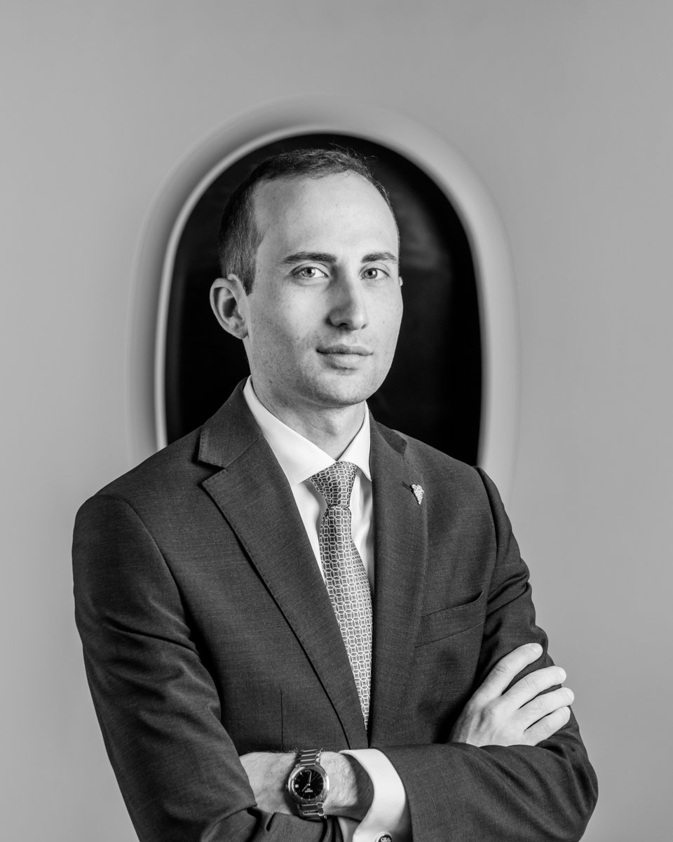 SWA 2024 Judge Vincenzo Arnese Vincenzo’s CV includes The Waterside Inn, Vue de Monde ,Melbourne, Dinner by Heston & Alain Ducasse at The Dorchester. Currently Wine Director at Raffles at The OWO. Winner of Taittinger’s UK Sommelier of the Year 2022 & CQ Best Sommelier 2023.
