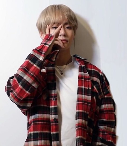 taebokkiii's tweet photo. WHAT HAPPENED??????? https://t.co/r0WxHVK71m