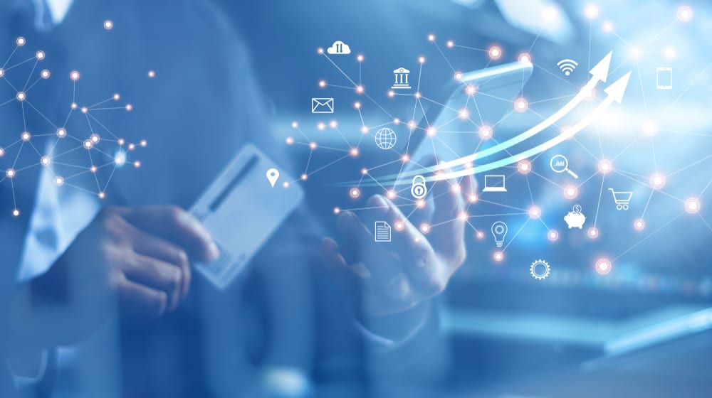 paymentsii's tweet image. From #consumers to #business payments to #crossbordertransactions, #cash is no longer king paymentscardsandmobile.com/payments-and-t…