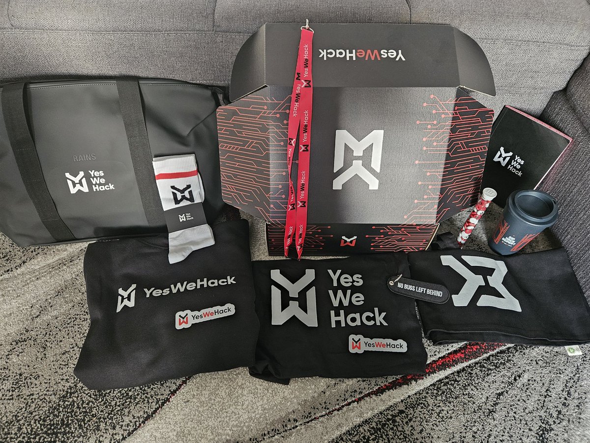 ✿ Sébastien Fuchs 🐘 🐋 🐍 🐱‍💻 🚀🌐 tweet media