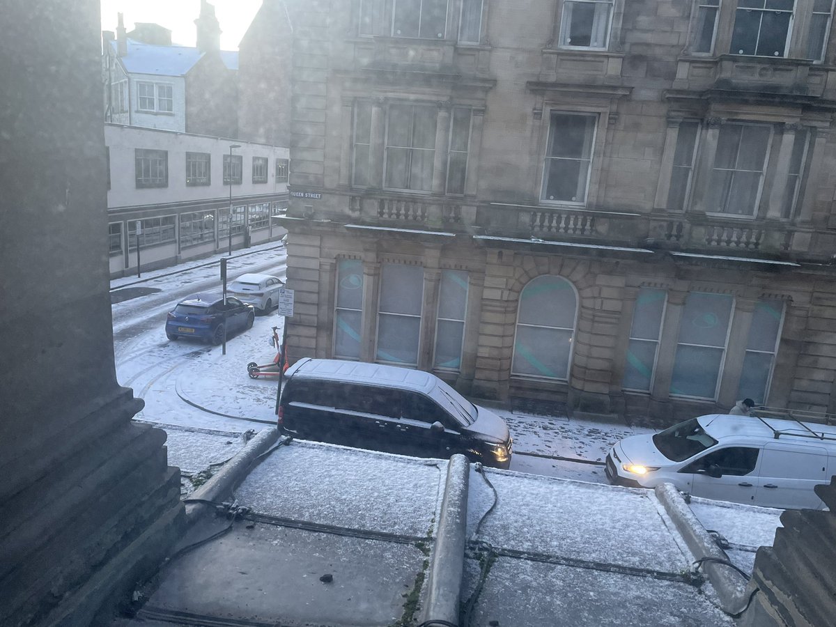 Darren Williams tweet media