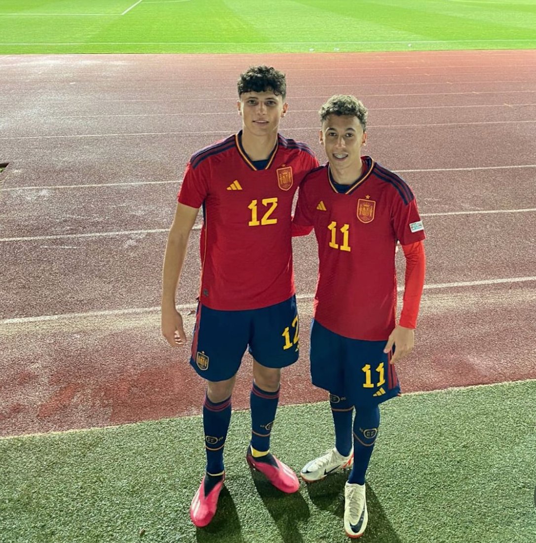 🇪🇸💪 | ¡Los nuestros con la España Sub-18!

⚽ Pablo López (<a href="/pablolopezgome7/">_ppabblo</a>) y Daniel Budesca han disputado un partido amistoso con la <a href="/SEFutbol/">Selección Española Masculina de Fútbol</a> S-18 ante Italia en Las Rozas (0-0). 

¡Vaaaaaamos, chavales! 🫂 ffrm.es/posts/news/346…