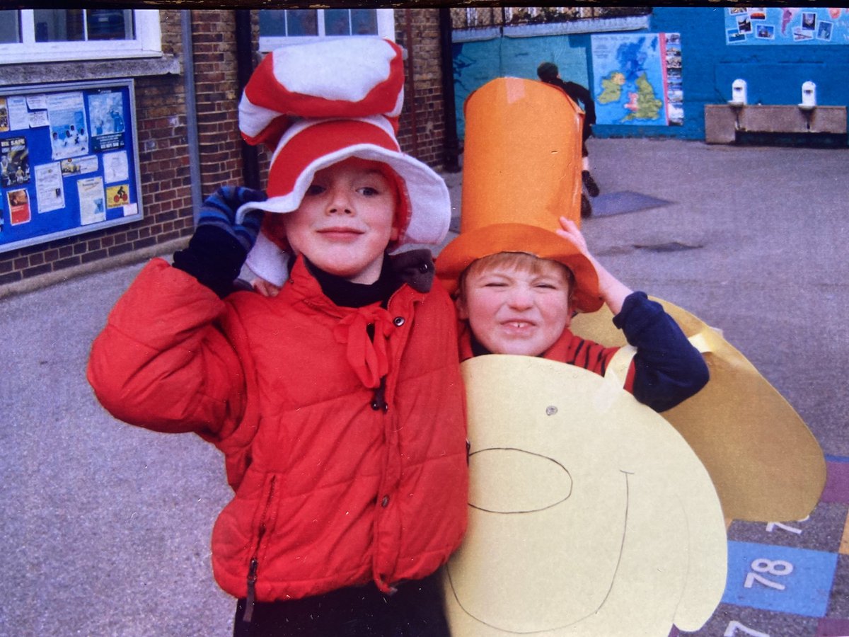 john_hoddinott's tweet photo. @allfarthingsch How it started… https://t.co/wFuF7LiZnc