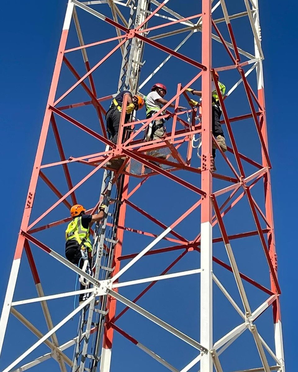 tdtaoman's tweet photo. Begining of 2024
The Climbing has started

 Tower Climbing/Rigging Training 

#telecommunication
#telecoms
#tower
#climbing https://t.co/rVHTPvxDAD
