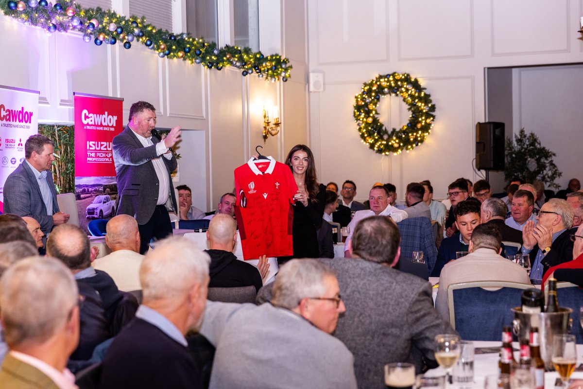 ColinEwart3's tweet image. Looking forward to Saturday night working for 📸
@Go_To_Events who are hosting an evening with Warren Gatland &amp;amp; Rob Howley at the Marine Hotel, Aberystwyth.

last chance to snap up last few tickets £35. 🍻🏴󠁧󠁢󠁷󠁬󠁳󠁿
Contact emlyncell@outlook.com 

Some photos from a previous evening.