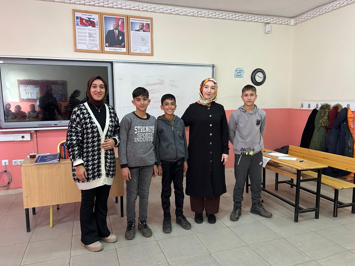 elif (@elifokay_) on Twitter photo Okulumuzda sınıflar arası bilgi yarışması düzenlendi.
<a href="/Bitlis_Mem/">Bitlis İl Milli Eğitim Müdürlüğü</a>
<a href="/Guroymak_MEM/">Güroymak İlçe MEM</a> Okulumuzda sınıflar arası bilgi yarışması düzenlendi.
<a href="/Bitlis_Mem/">Bitlis İl Milli Eğitim Müdürlüğü</a>
<a href="/Guroymak_MEM/">Güroymak İlçe MEM</a>