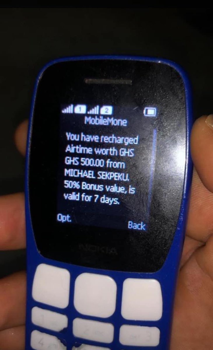 Make popii send me money,see what he go do o😭😭😭😭