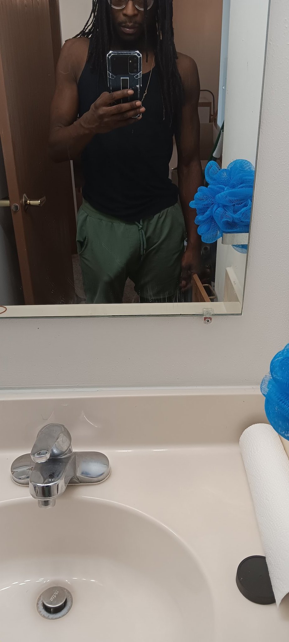 Gm ladies 🚺 😘 https://t.co/IlvFa5XQON