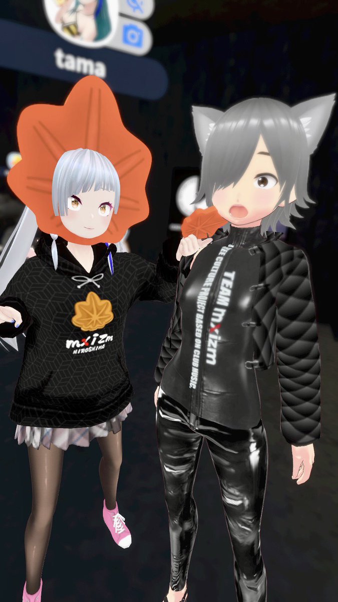tama_renko's tweet photo. もちろん #本日の店長さん にもグイグイと🍁
#mx_adm #mxizm #cluster #estilo_aimy #moonsize https://t.co/a7AtpYa8XH