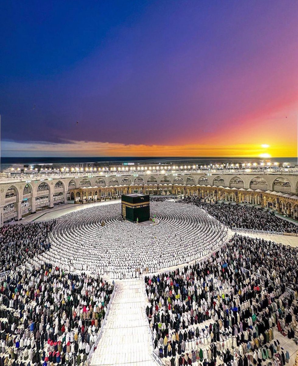 fatmazzzehraa's tweet photo. Allah'ım bize  Kabe'de en ön safta namaz kılmayı nasip et. https://t.co/DRngWqfvYR