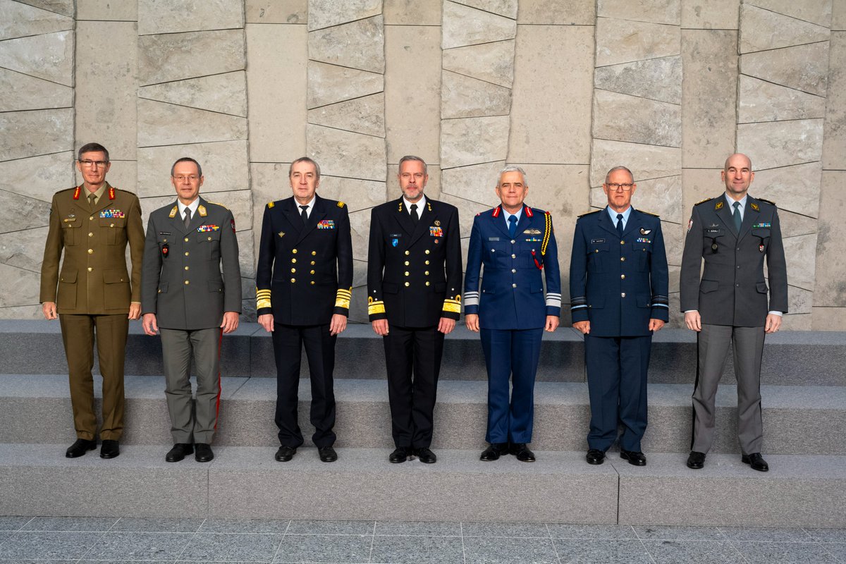 CMC_NATO's tweet photo. When it comes to security, there is no such thing as regional. All security is interconnected.

Glad to have 🇦🇺🇦🇹🇮🇪🇯🇵🇰🇷🇳🇿🇨🇭 join #NATOCHoDs to discuss how #NATO &amp; Partners can work more closely together. https://t.co/UObjrQR723