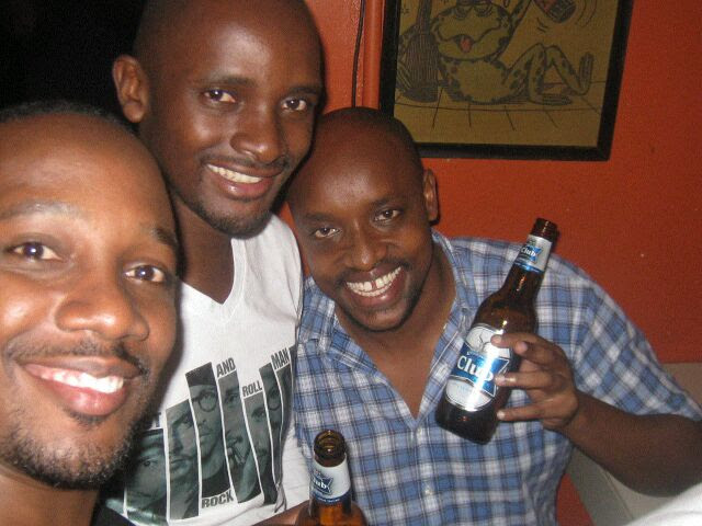@gabzlounge Good times, good memories... I remember the years it had only a reed fence. Where did that ka drunk frog go by the way 😂