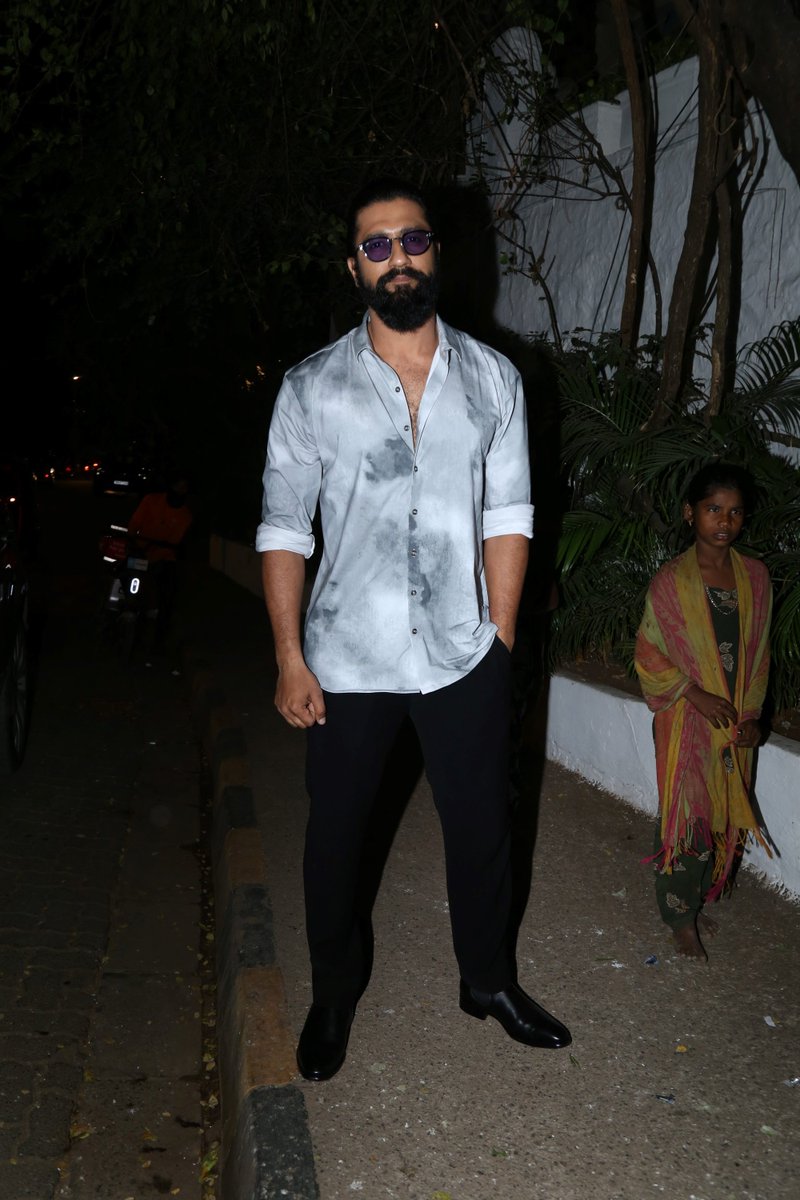 BollywoodH's tweet photo. Actor #VickyKaushal Grace The #SuccessBash Of #SamBahadur In #Mumbai https://t.co/6GLiByGjkw