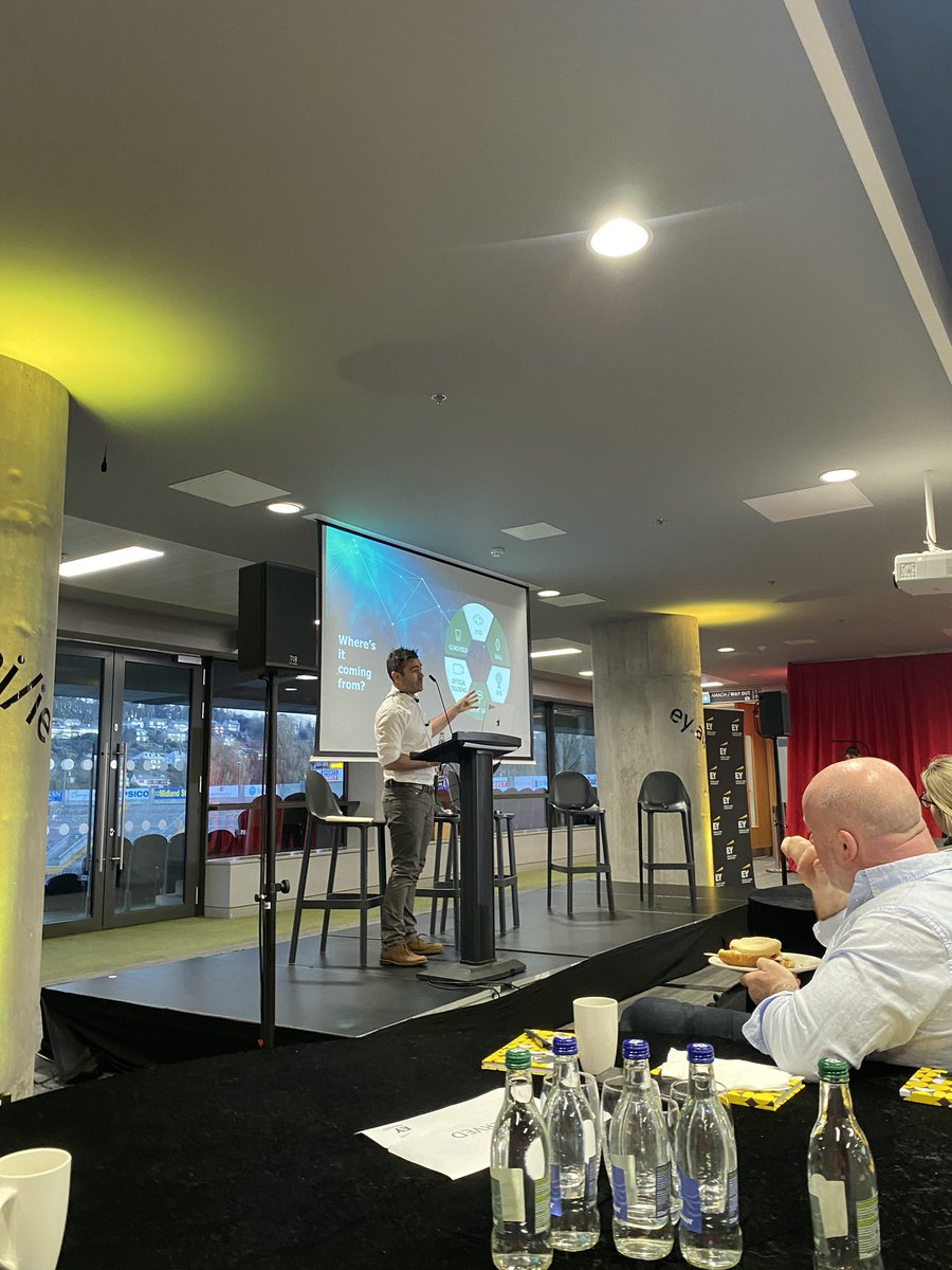 MarketingFuller's tweet photo. Fascinating insights from Vinny Hammond on the use of #AI, #Data and #Analytics for the Irish Rugby Team  

Filtering the data to meaningful insights is a key challenge (as for most businesses!)

@EYnews https://t.co/KZnrz0zLy8
