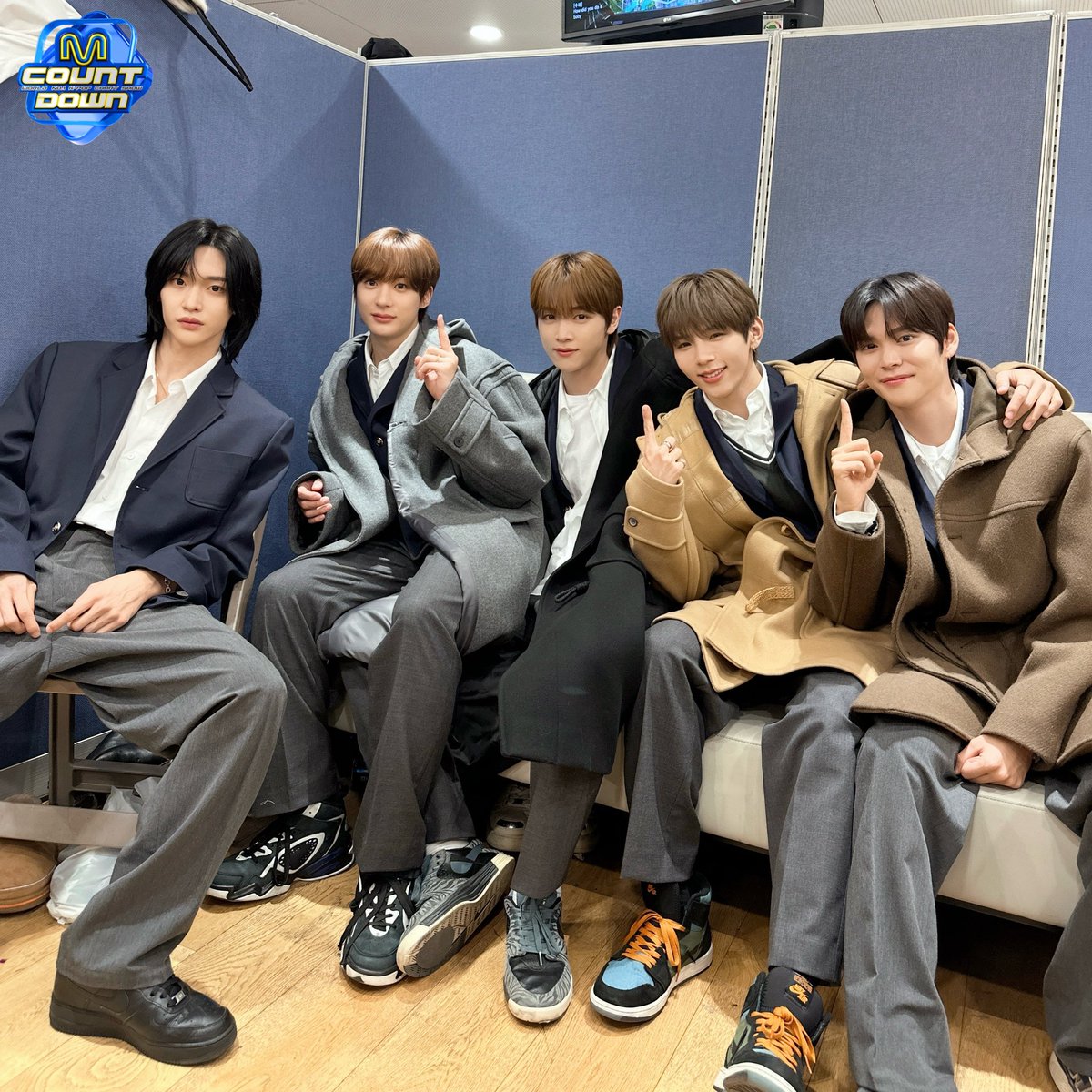 엠카 Love 119 무대... 
달라고하면드립니다 

RIIZE 떡코 사진…
달라고하면드립니다

RIIZE...
지금저한테라이즈달라고하신거죠ㅋㅋ여러분결국라이즈한테반하셨나보네요?아닌척해봤자결국여러분도첫사랑청춘영화서사뚝딱하는라이즈한테홀딱반해버린거잖아요하...;;정말환영합니다🤗
#RIIZE #Love119