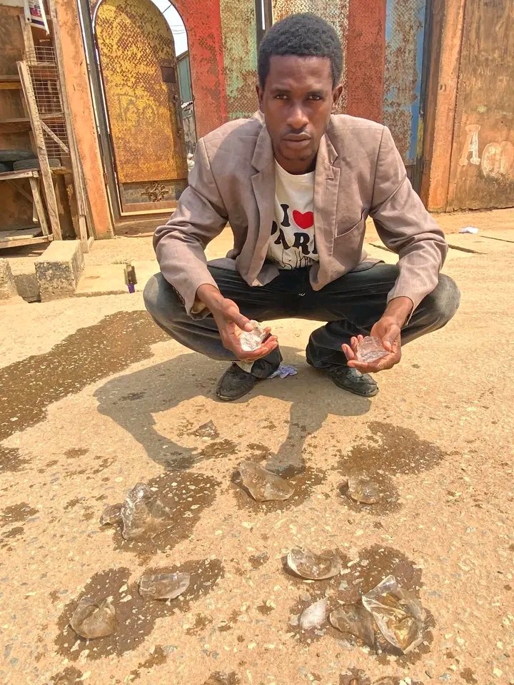 EvidenceAndy1's tweet image. Touched down Iceland.
Haters will say I'm lying 😐
#TheTraitors #Trending #viral