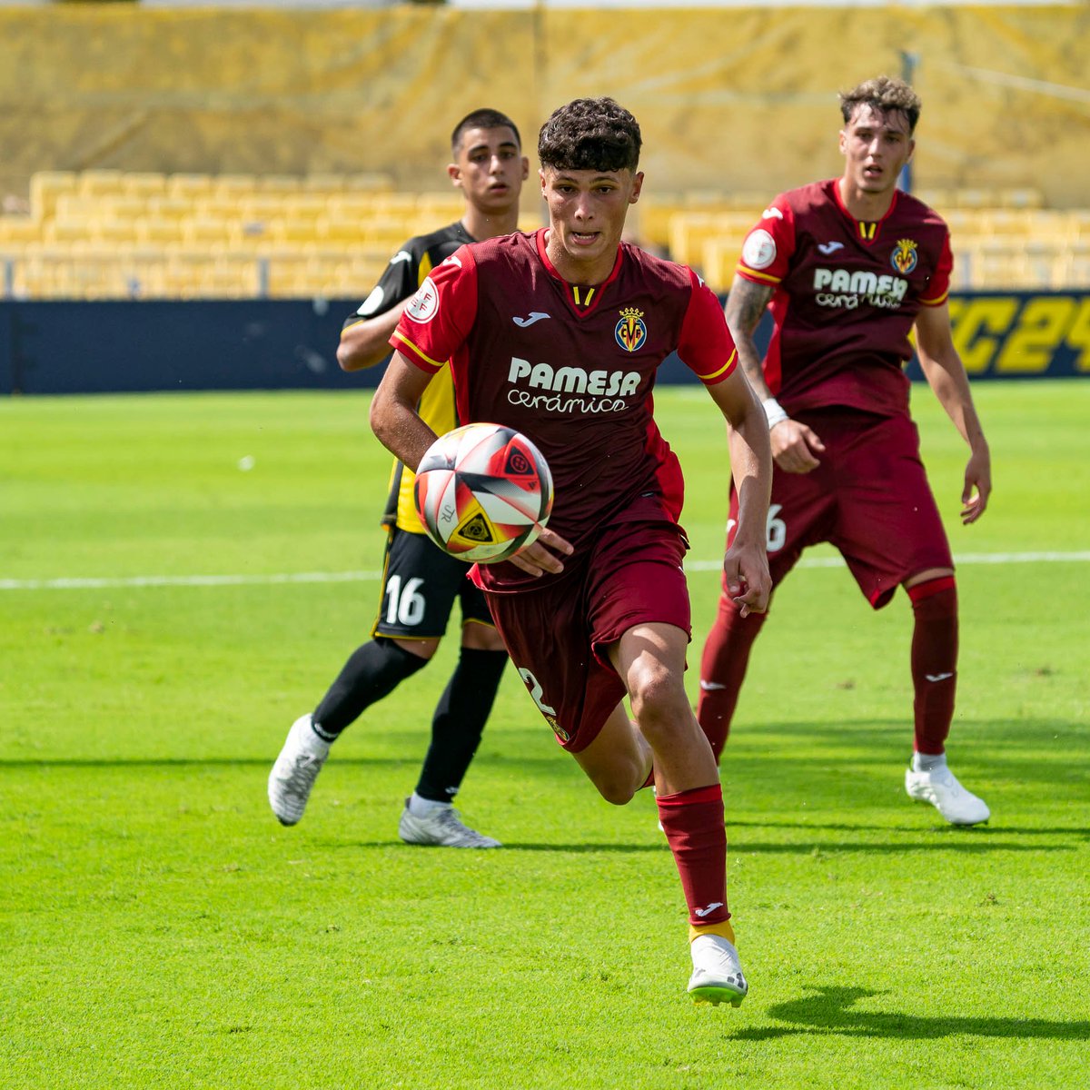 🇪🇸 Resultados de nuestros internacionales: 

👉 Gerard Hernández (Sub-19) / ✅ 0-3 ante Italia / Titular y 45'

👉 Dani Budesca (Sub-18) / ➖ 0-0 ante Italia / Salió en el 59'

¡Enhorabuena, groguets 💛!