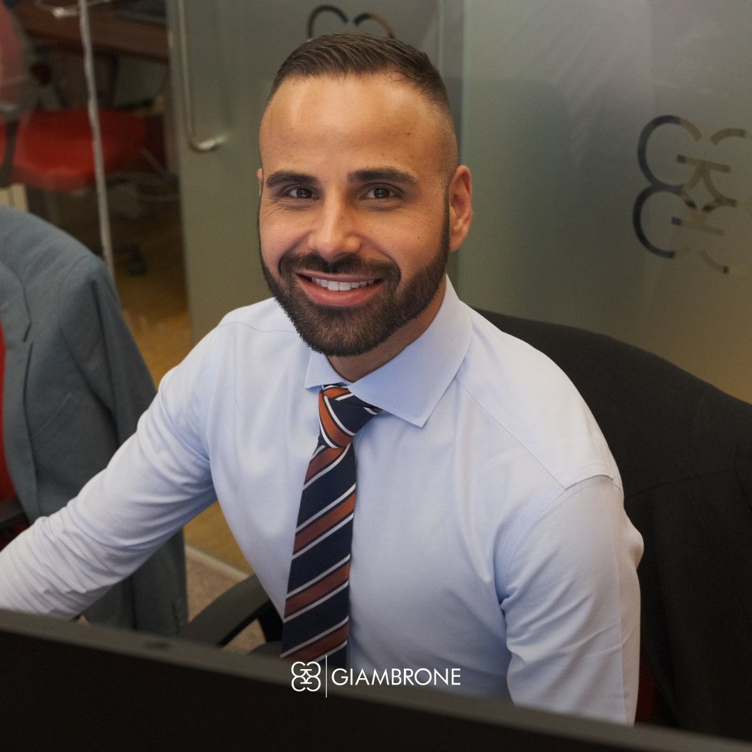 Giambroneintern's tweet image. International desk | In the London office we offer communication in English, Italian, Spanish, Greek, Russian, Ukrainian, Gujarati, Hindi and Punjabi.

Here to help - however, and wherever we can.

#giambrone #international #crossborderlitigation #multijurisdictional