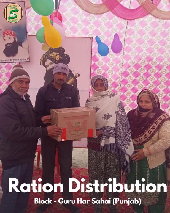 Shah Satnam Ji Green 'S' Welfare Force Wing volunteers are making a meaningful impact this winter by distributing both warm clothes and essential ration to those in need. Their compassion is a lifeline for many! #WinterRelief #WarmthOfHumanity #FoodBank #DeraSachaSauda