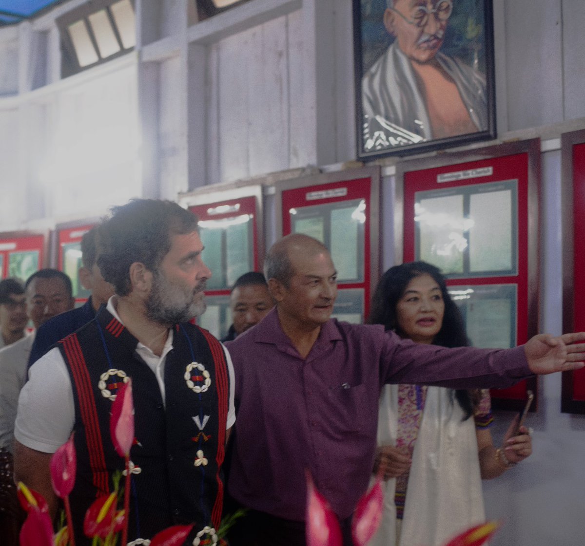 ashram_gandhi's tweet photo. Led by our matriarch, Padmashree Lentina Thakkar, 97, we were privileged to receive @RahulGandhi at Nagaland Gandhi Ashram, Chuchuyimlang on his #BharatJodoNyayYatra. A momentous occasion indeed. @INCIndia @INCNagaland @Jairam_Ramesh @priyankagandhi @bharatjodo @aotoshi3 https://t.co/Jmfqytuo05
