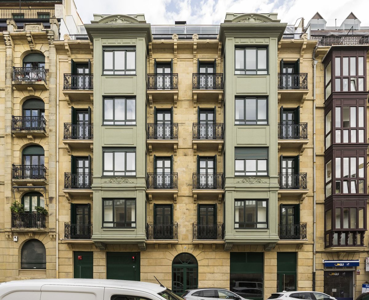 Fiark_arq's tweet photo. Proyecto residencial de 19 viviendas - Aldamar 32 en Donostia-San Sebastián

#architecture #arquitectura #arquitecturaydiseño #architect #arquitecto #architecturephotography
#sostenibilidad #residentialdesign #residential #residentialarchitecture #arquitecturaresidencial https://t.co/l8lfXpZYXQ