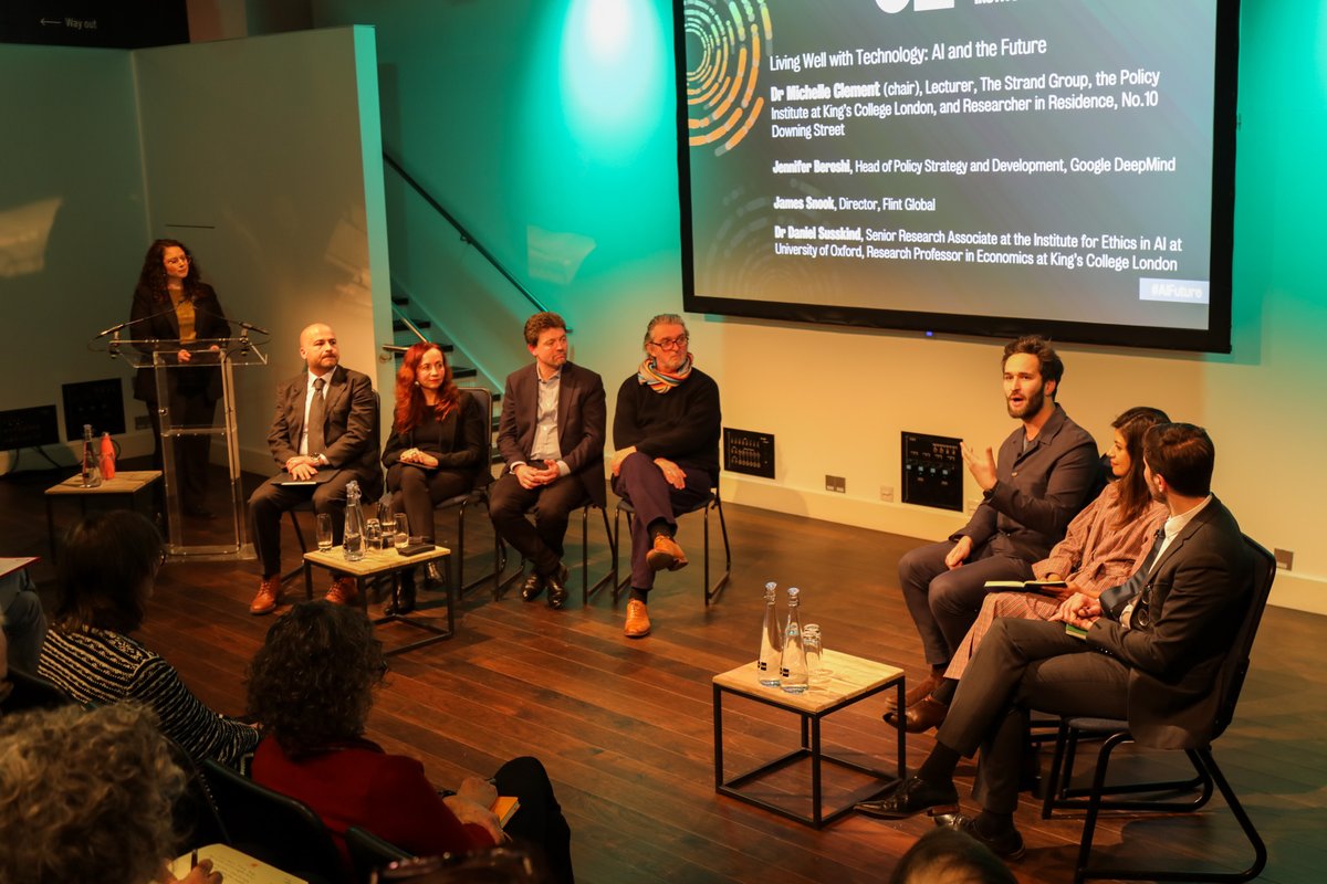 🗣️ King’s academics joined policy and industry experts at @SciGalleryLon this week to discuss where we go next with #AI development, regulation and policy ⬇️ #DFI @aiatkings @policyatkings 🔗 Read more: kcl.ac.uk/news/kings-aca…