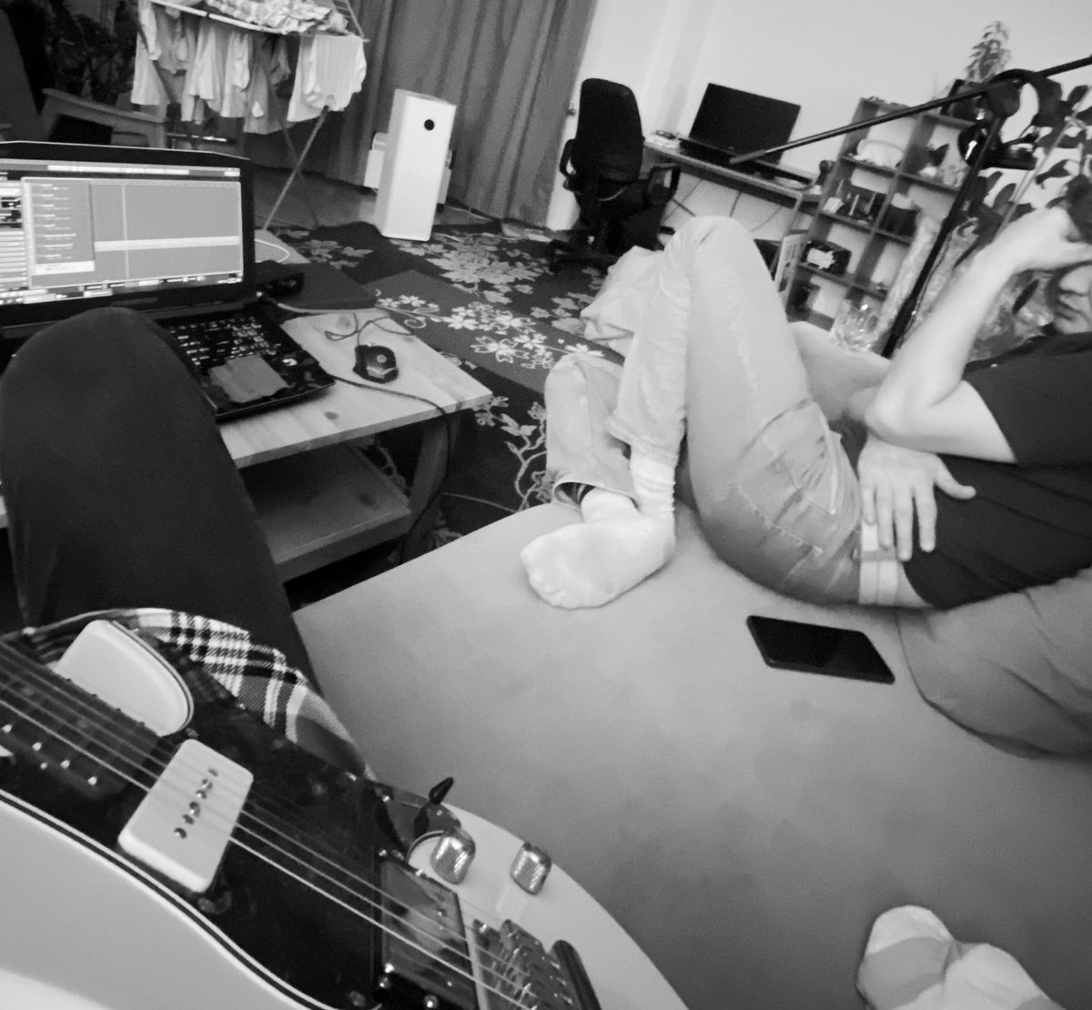 tirdusband's tweet photo. Мы working hard над новым материалом… https://t.co/EMYK7UUYkT