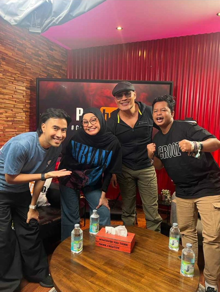 leleecomel's tweet image. this is DUMA dustin salma. tapi kalo SALMA or DAMA??
sAaaAllmAa lAahh

hehe makasi