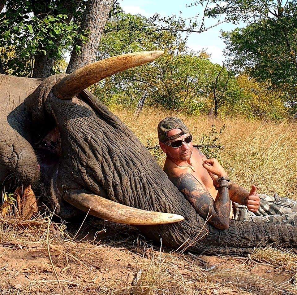 CWitvrouwen's tweet photo. For most communities, trophy hunting is a lose-lose situation. They lose their wildlife to the rifle of foreign hunters, and fail to profit from the money produced by this deadly business. https://t.co/uOtY2l1PU7