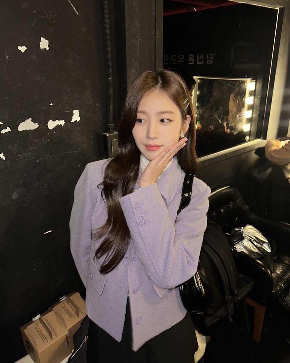 WOOAH 우아 tweet media