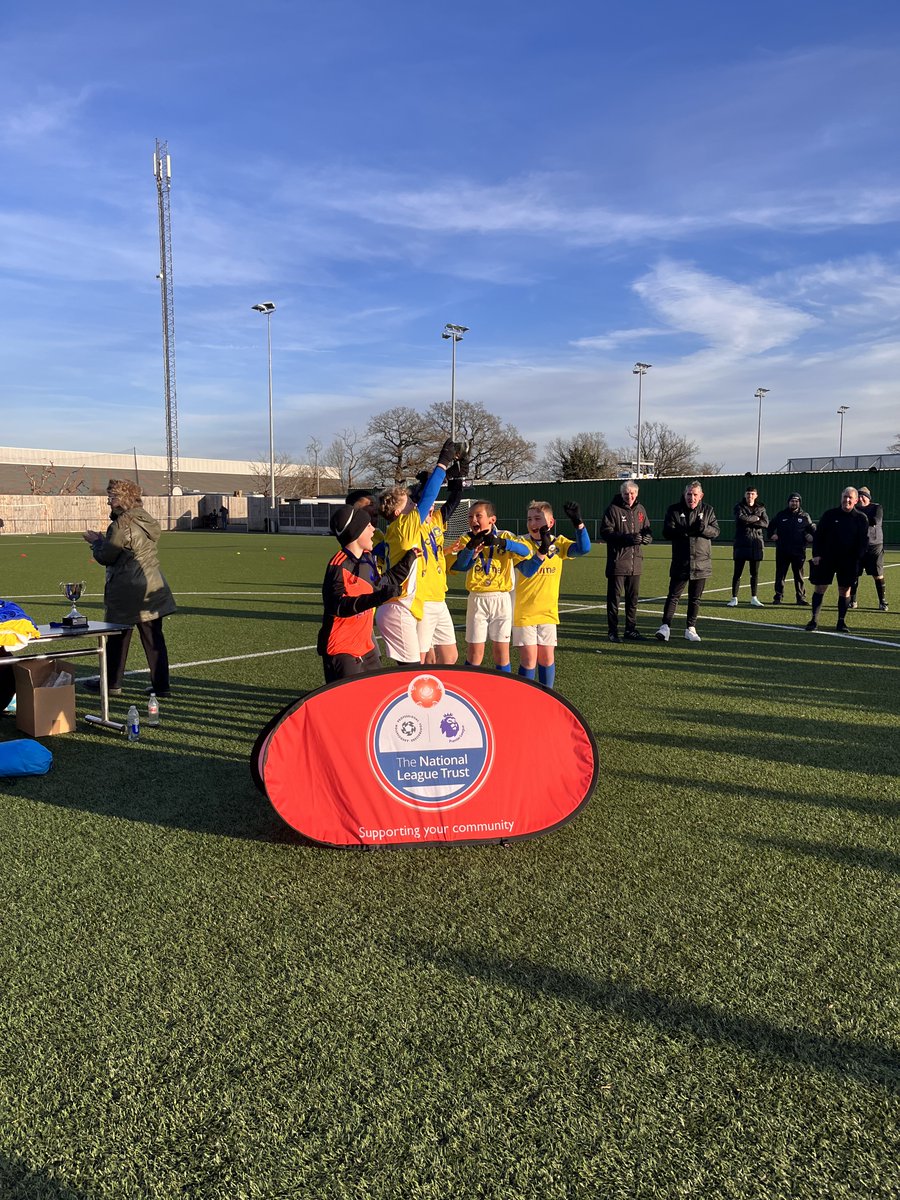Well done to Bishop Wilson CofE School who won the mixed regional tournament yesterday representing @SolihullMoors @MoorsFoundation - see you at the next round of the competition!