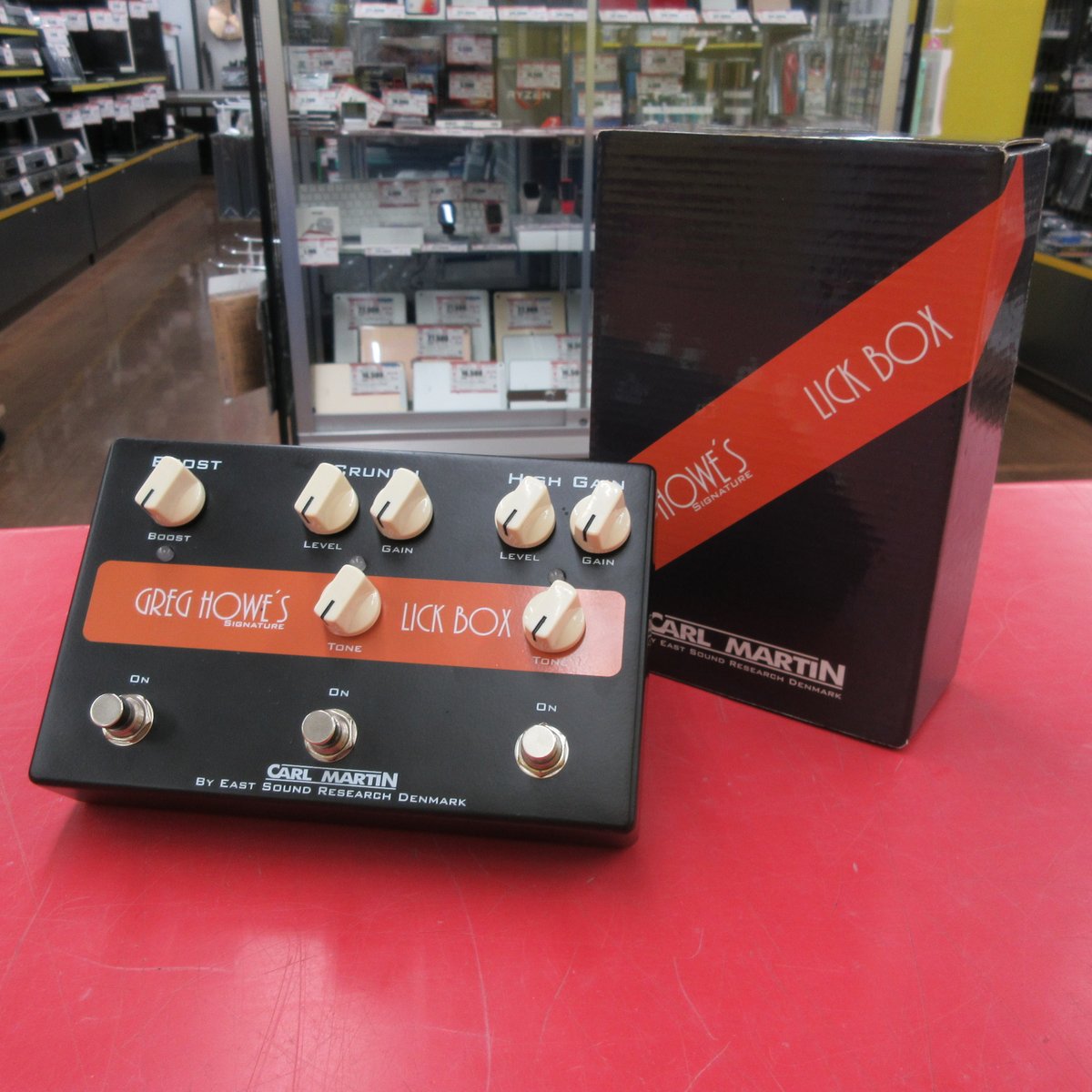 Carl Martin Greg Howe's Lick Box