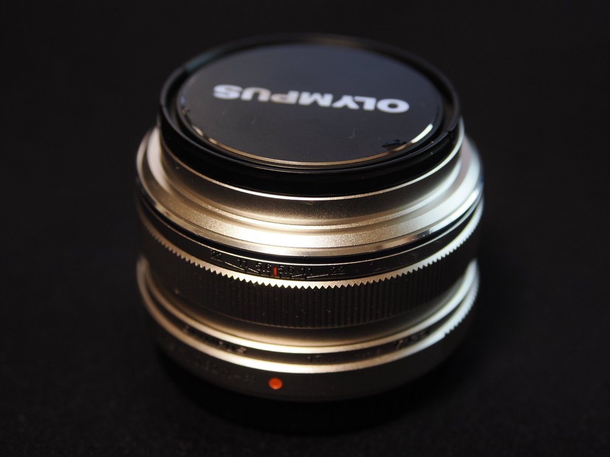 Olimpus M.Zuiko Digital 17mmF2.8 silver OLYMPUS M.ZUIKO DIGITAL