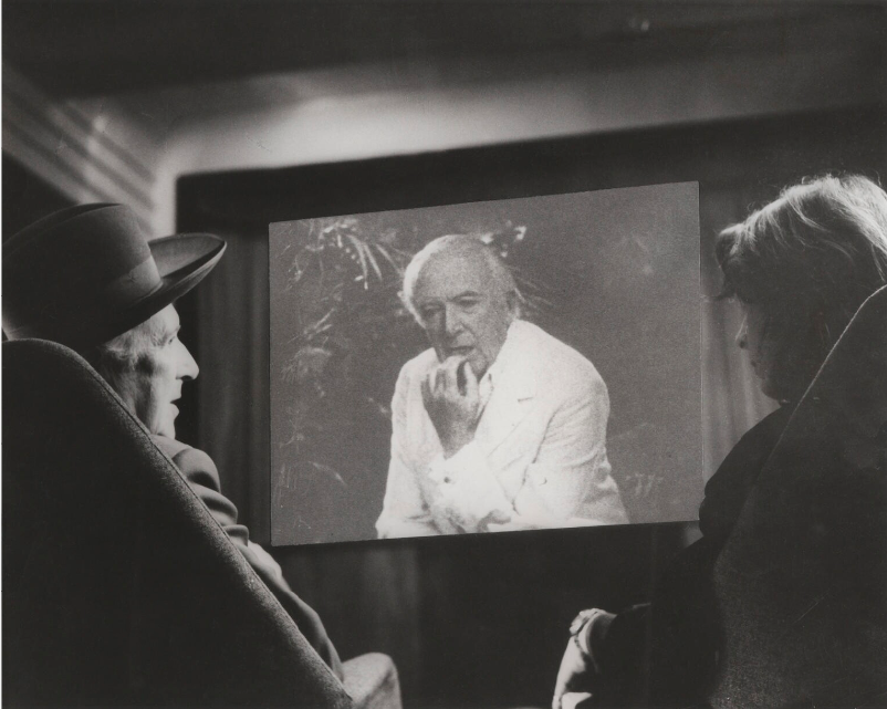 Beaton and Bailey, watching Beaton by Bailey, 1971.
And <a href="/DickieStirling/">Richard Stirling</a> is at <a href="/OSOArtsCentre/">OSO Arts Centre</a> from tonight!