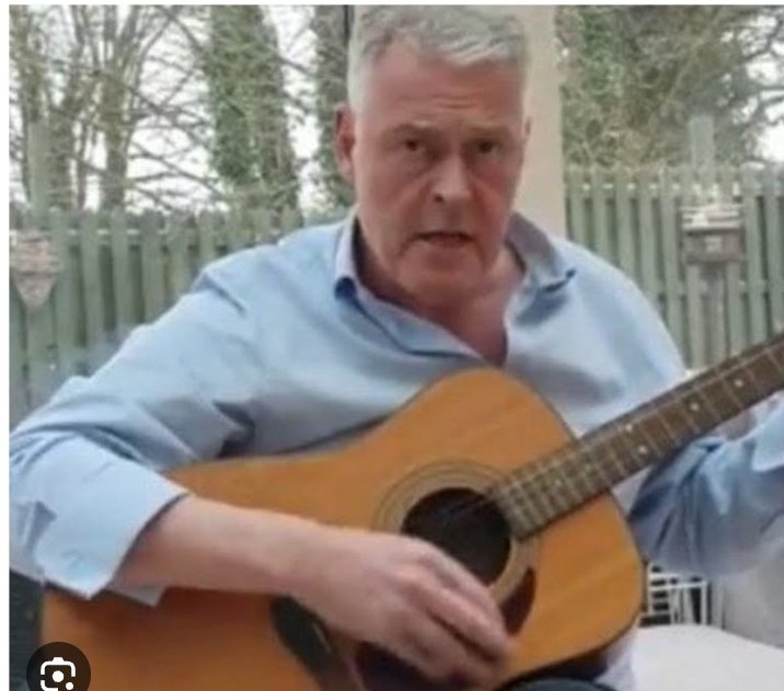 'I'm going to vote 'no'. Honest. But first a song...'